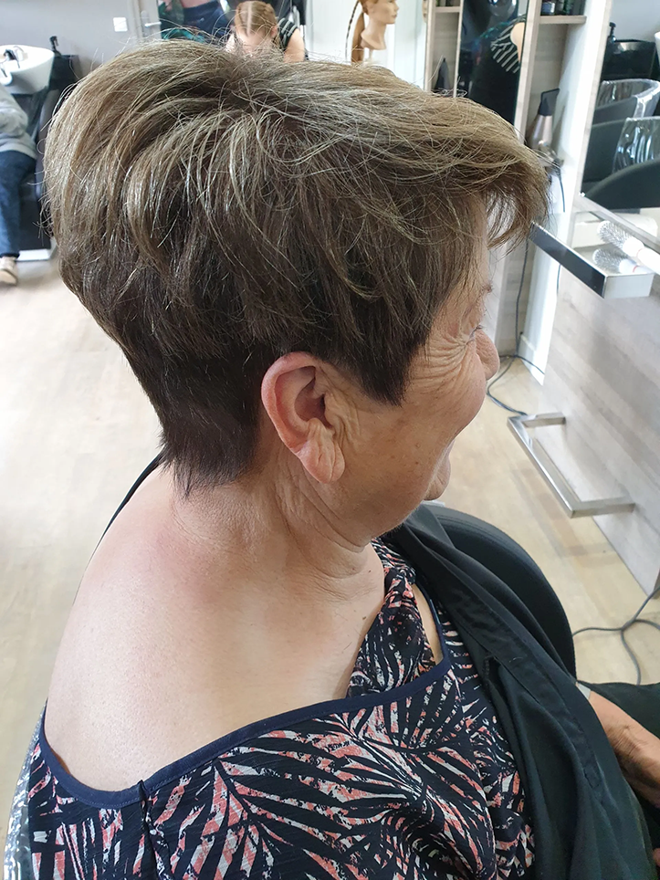 Coiffure femme à Guénange